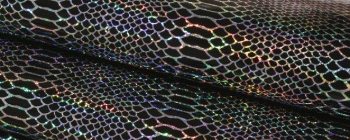 Arte da série Réptil: couro holográfico com padrão de escamas